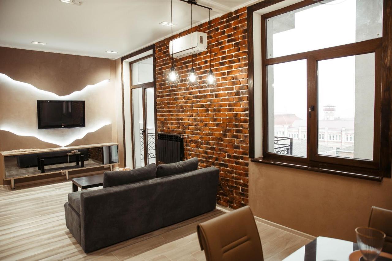 Апартаменты Центр Uman Square Apartment Umanʼ Exterior foto
